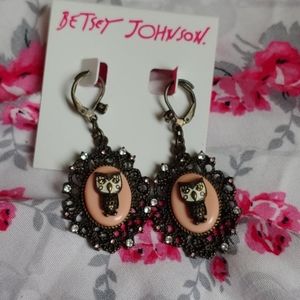 NEW VINTAGE BETSEY JOHNSON OWL EARRINGS